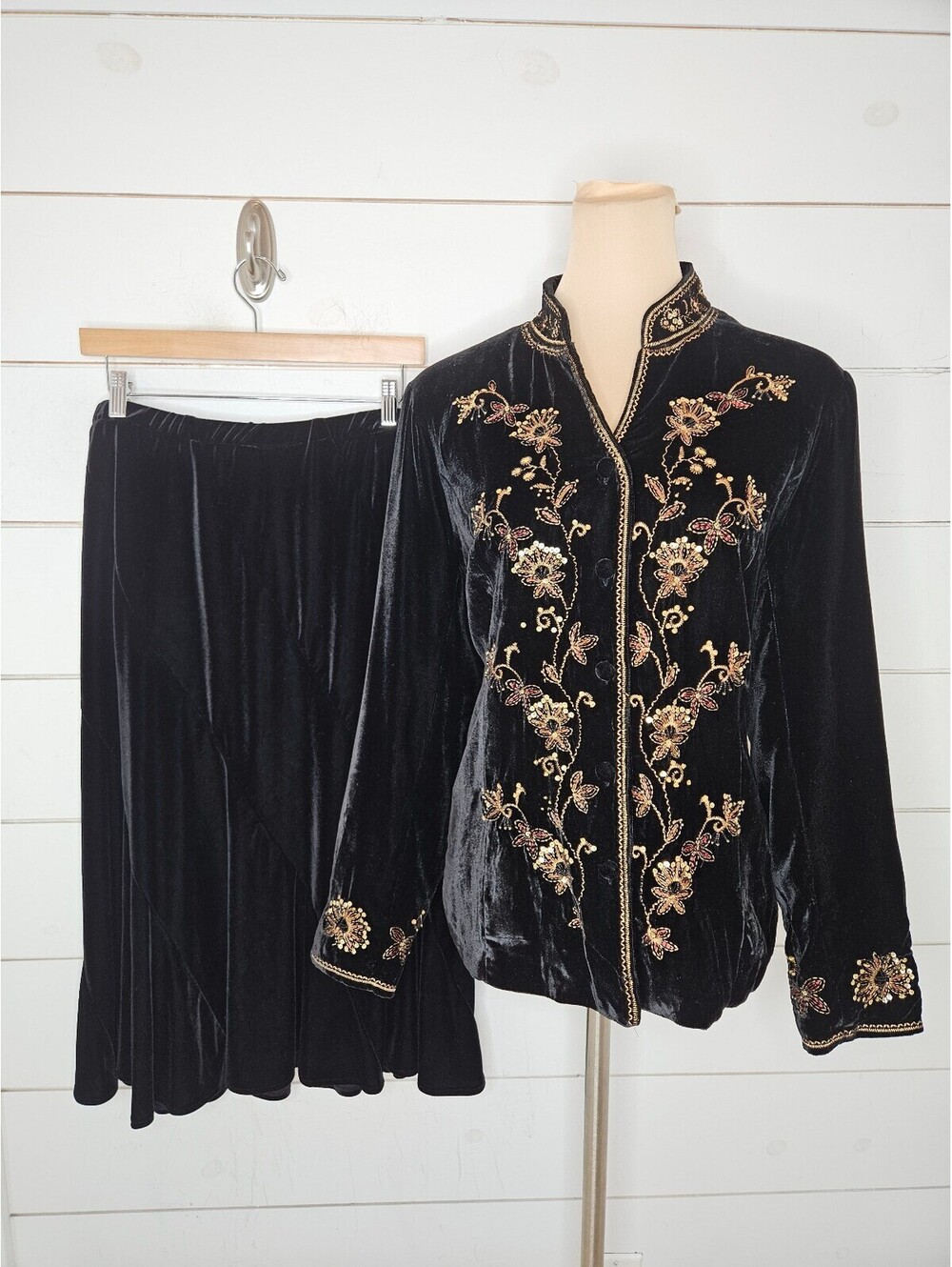 Dress Barn large/medium black velvet with embroidered & sequined jacket & skirt